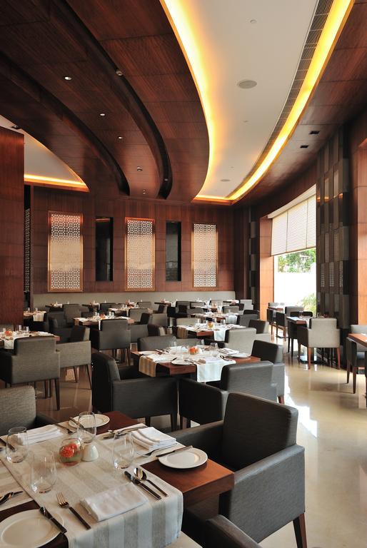 The Anya Hotel-Golf Course Road Gurgaon Eksteriør bilde