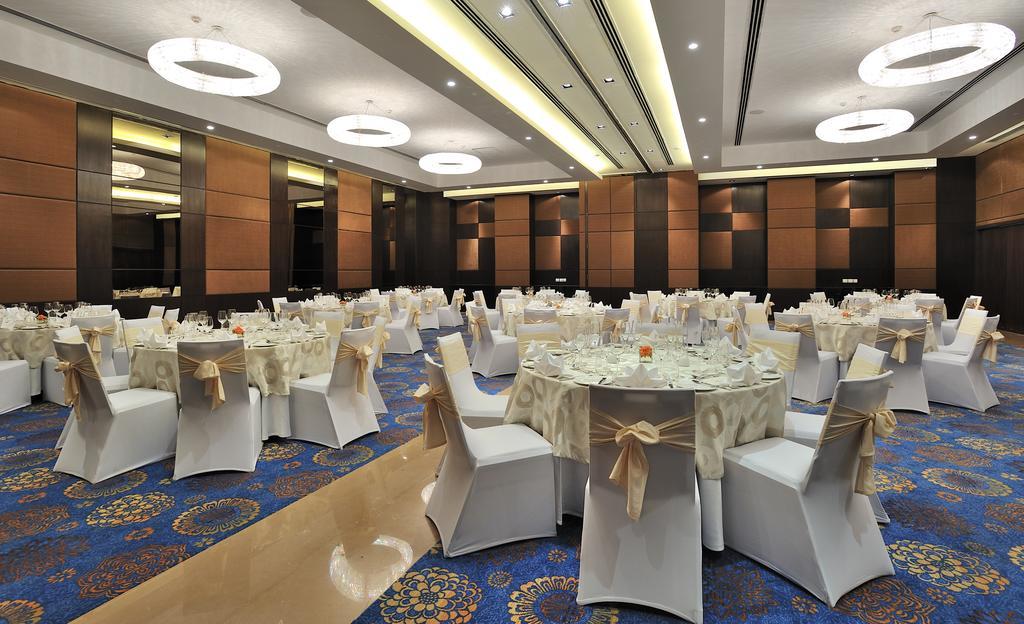 The Anya Hotel-Golf Course Road Gurgaon Eksteriør bilde