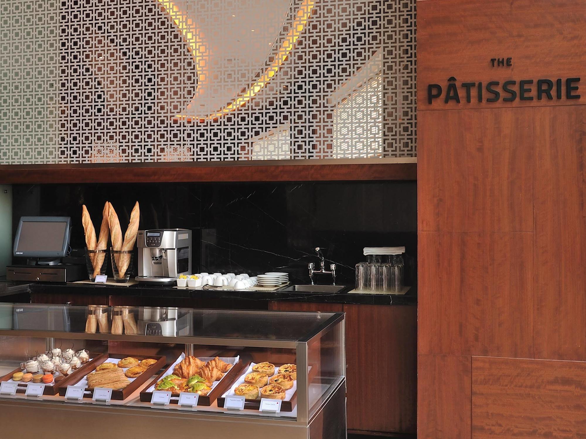 The Anya Hotel-Golf Course Road Gurgaon Eksteriør bilde